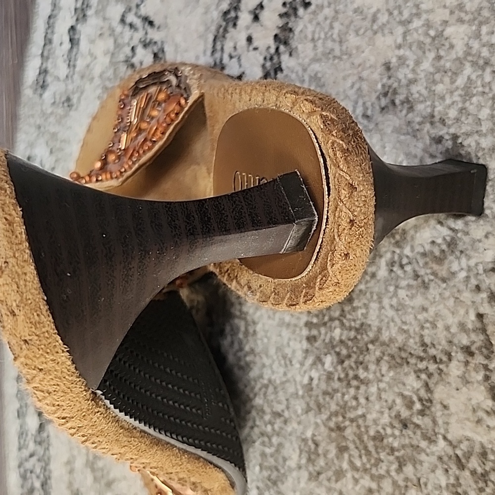 Rialto Beaded Sandal - Picture 3 of 6